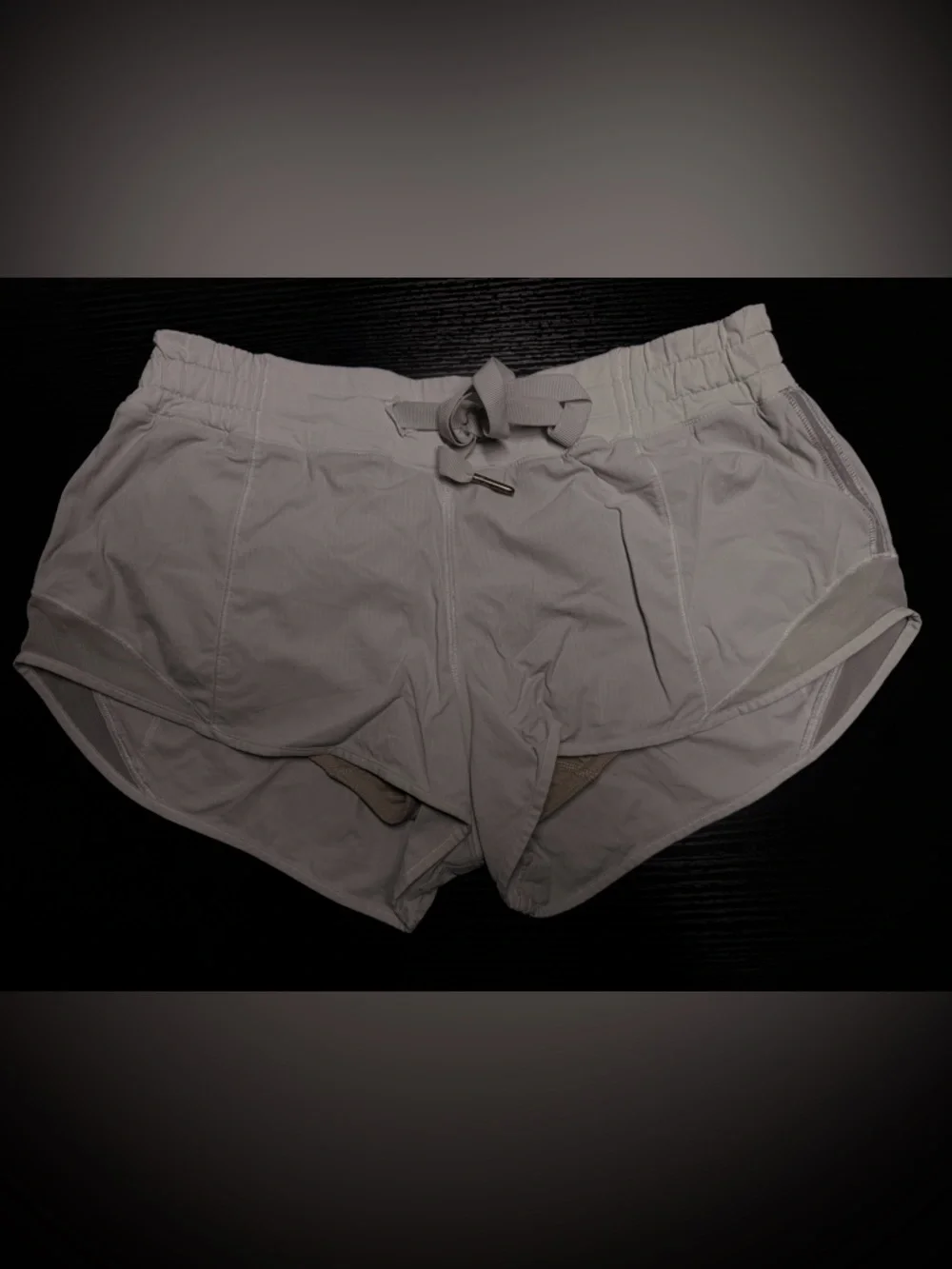 lululemon athletica gray women's running shorts - Picture 2 of 2